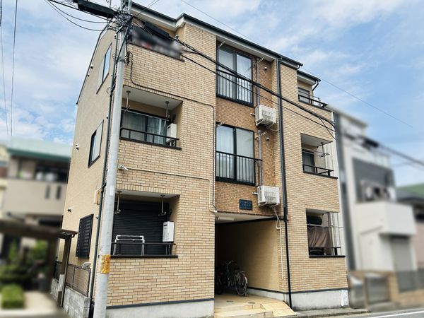 建物外観（2026年7月撮影）