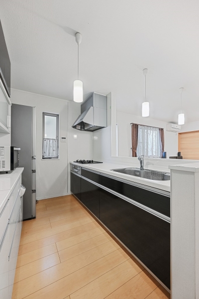 リビングが見渡せるカウンターキッチン