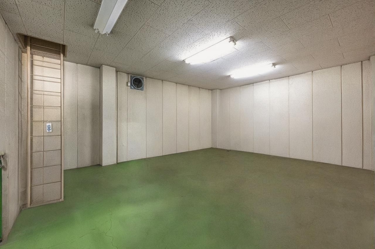 ※実際の店舗部分を撮影したものに、ＣＧ加工処理で家具などを消し込みしております。現状有姿でのお取引となりますので実際とは異なります。