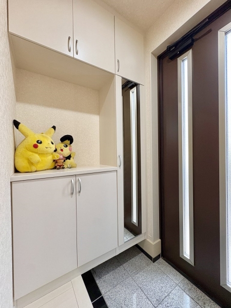 全身を確認できる全面鏡搭載