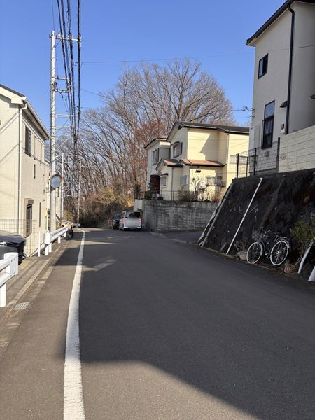 北側前面道路