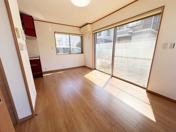 ダイニングキッチン約9.5帖