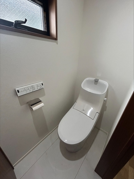 各階にトイレがあり、ご家族で使いやすい住まいです