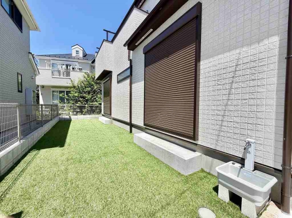 屋外水栓は汚れを落とすことが可能です