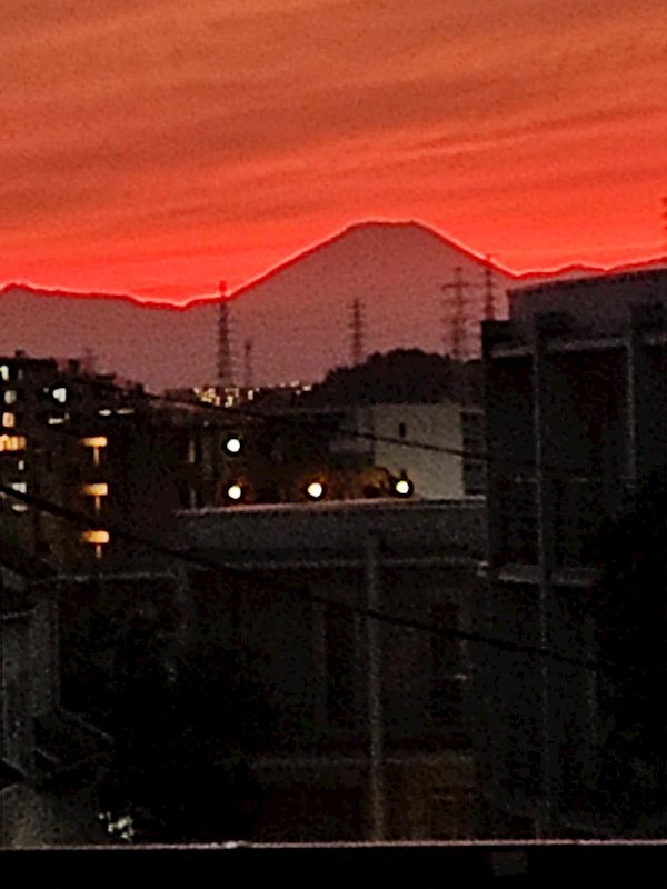 【現地眺望】現地から望む富士山の様子