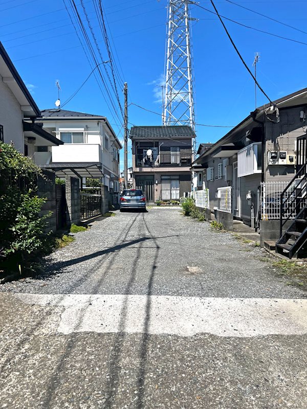 ＜現地写真（前面道路）＞