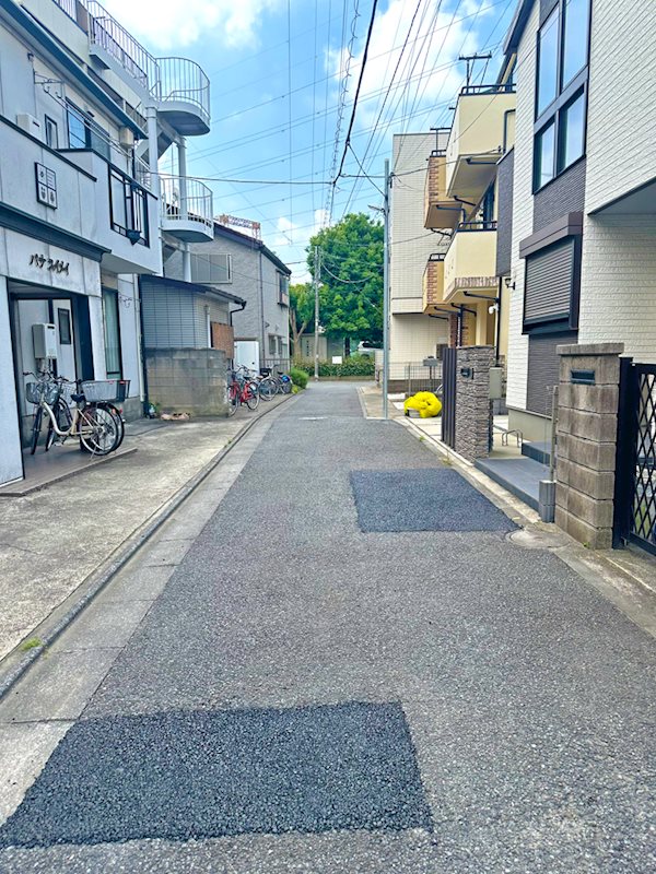 ＜前面道路＞