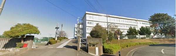 綾瀬市立城山中学校徒歩16分(約1280m)