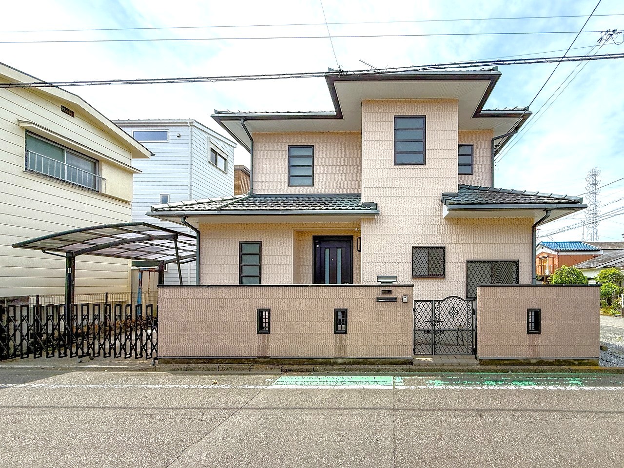 【現地外観写真】相模原市立富士見小学校まで徒歩11分、相模原市立中央中学校まで徒歩7分。お子様の通学負担が少なめの住環境です。