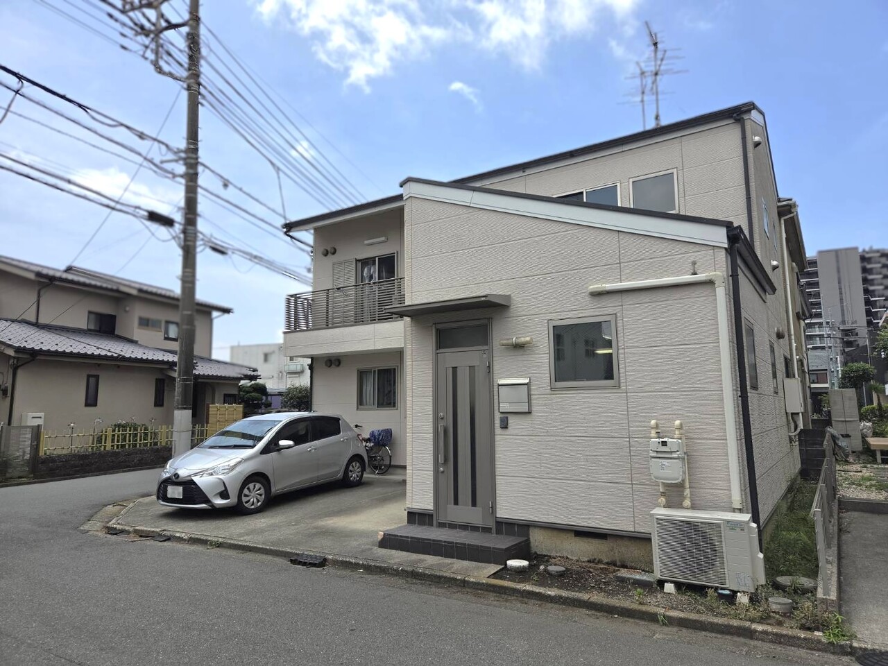 【大和市林間2丁目戸建】小田急江ノ島線「南林間」駅まで徒歩8分。2沿線3駅利用可能です。通勤・通学やお出かけがしやすい便利な立地です。