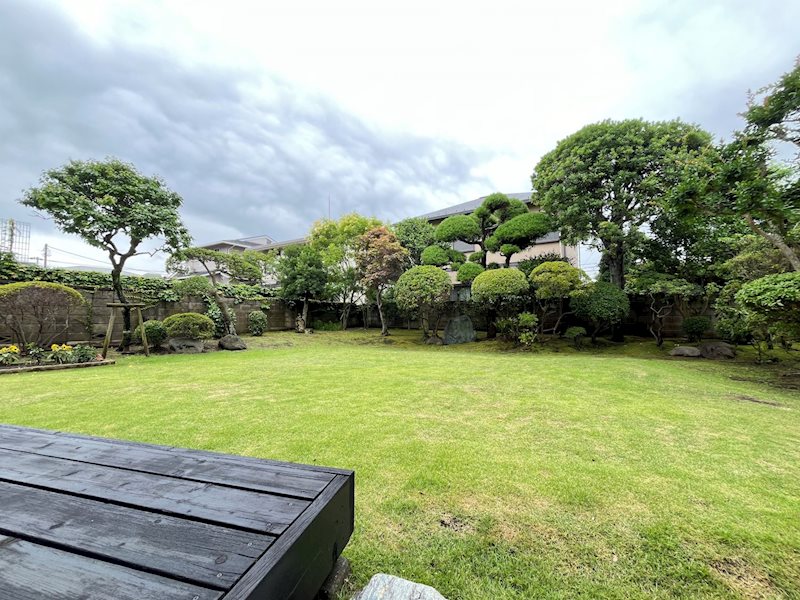 植栽が目隠しとなり、プライバシーも守られます