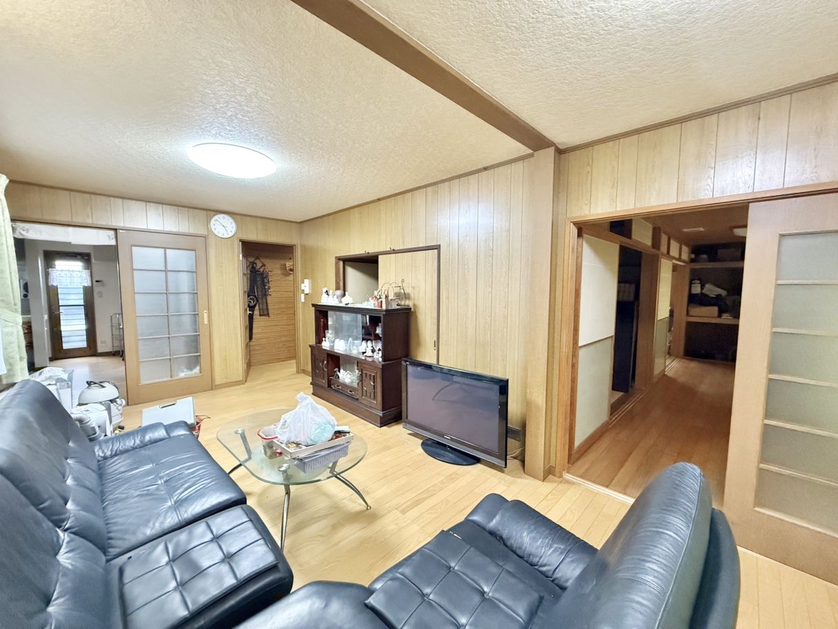 内覧可能ですので、お気軽にご連絡ください。