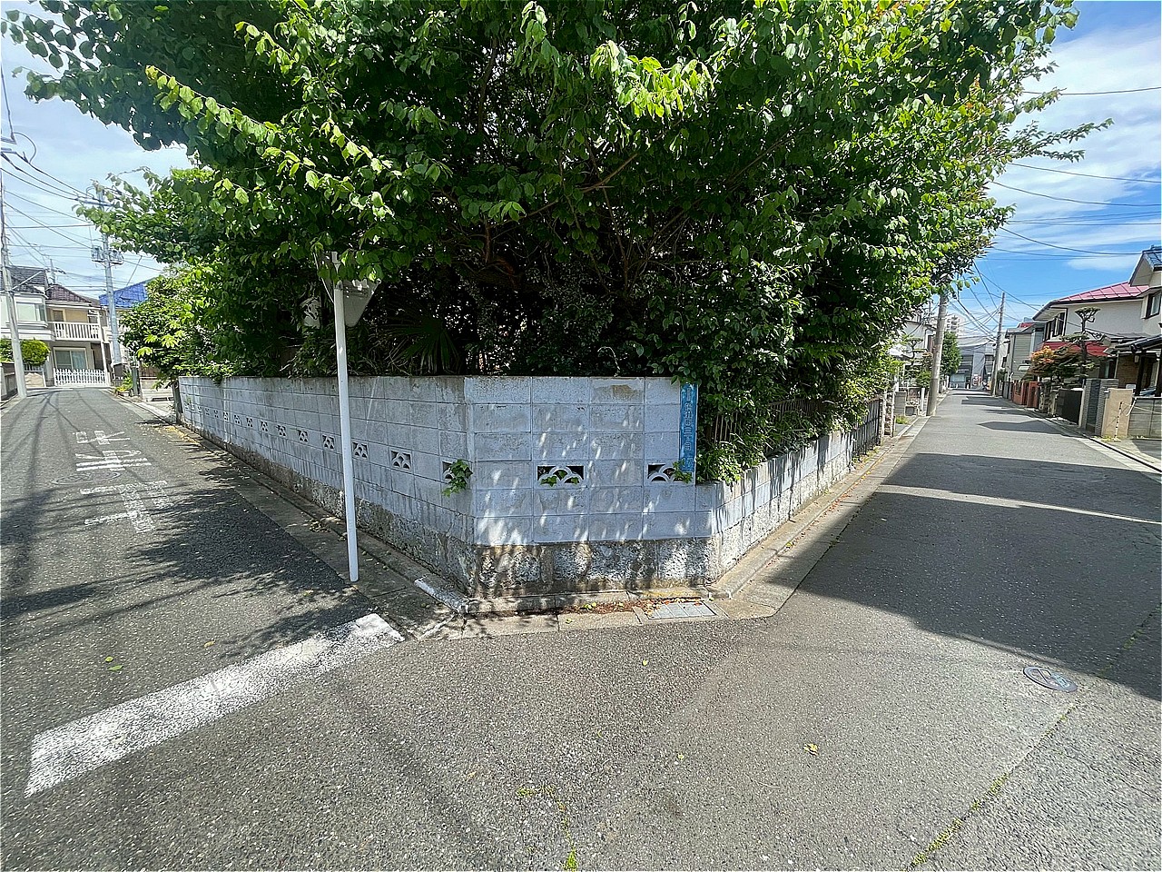 西側角地(2026年5月撮影)