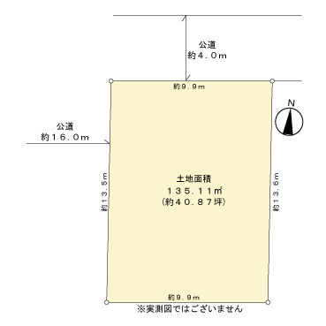 開放感のある北西角地に位置しています。建ぺい率60%、容積率は200%です。広々リビングや豊富な収納スペースなど、ご家族理想のマイホームが実現できます。