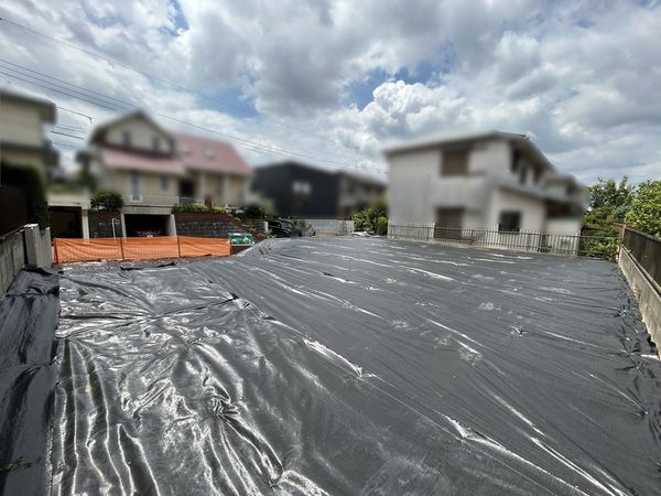 敷地内北側から撮影（2026.6撮影）