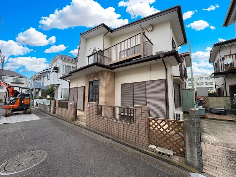 建築条件無しの土地につき、お好きなハウスメーカーで建設可能です。市営地下鉄ブルーライン「新羽」・・・