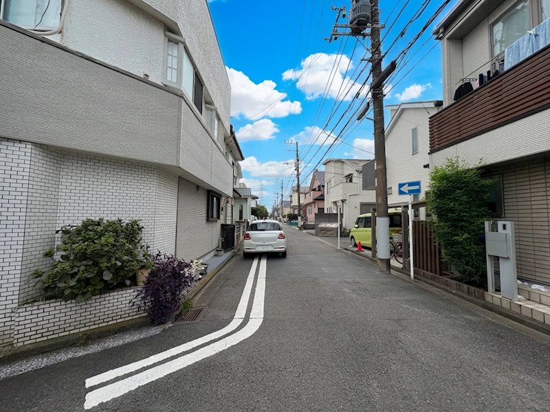 建築条件無しの土地につき、お好きなハウスメーカーで建設可能です。市営地下鉄ブルーライン「新羽」・・・