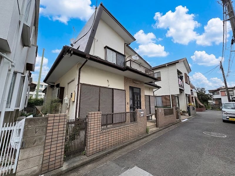 建築条件無しの土地につき、お好きなハウスメーカーで建設可能です。市営地下鉄ブルーライン「新羽」・・・