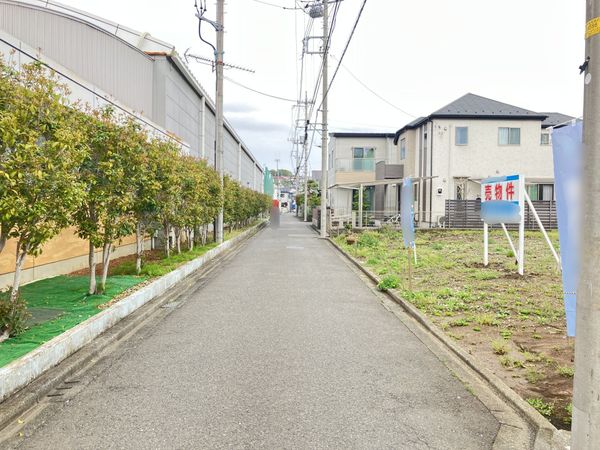 前面道路（物件南西側より撮影）※2026年4月撮影