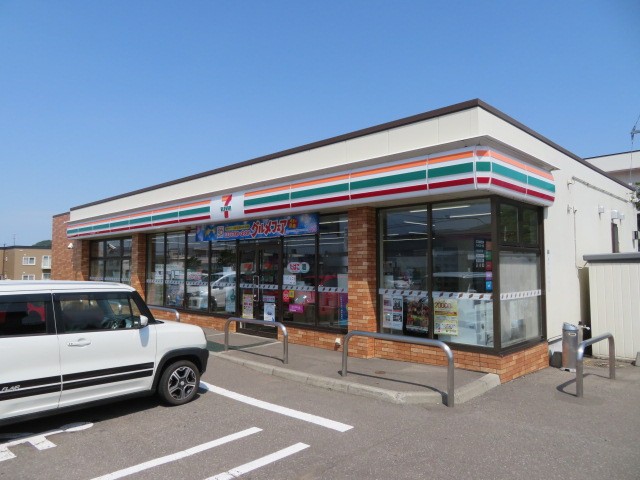 セブンイレブン札幌福井3丁目店/約80ｍ