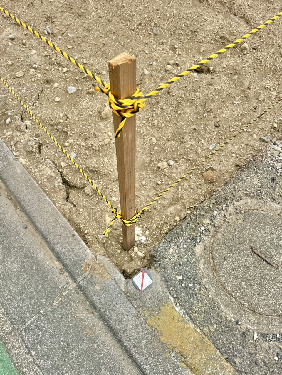 【現地土地写真】建築資材や工法にこだわった住まいづくりをされたい方にもおすすめです。