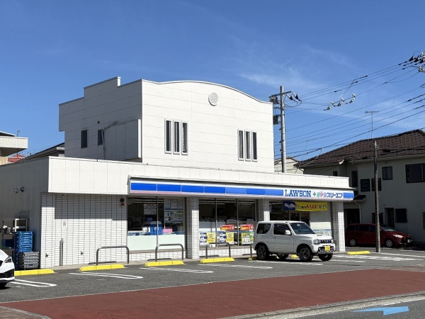 ローソン・スリーエフ　辻堂海岸通り店　徒歩3分