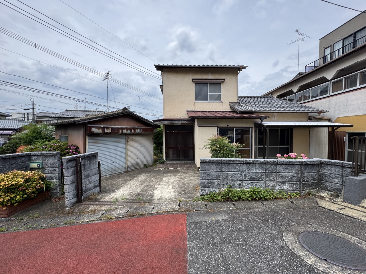 南西角地、約88.5坪の広々とした土地です。