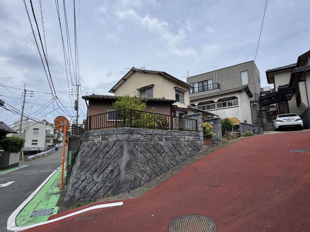 南西角地につき陽当り良好です。