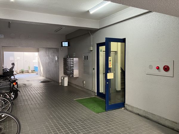 エントランス