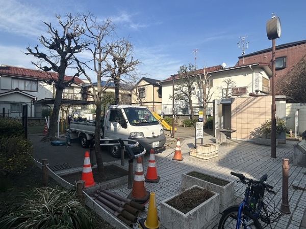 尾山台公園・・・約400m（徒歩5分）