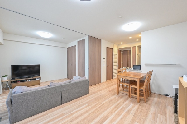ウォールドア採用のため、リビング一体で広々と利用可能です。