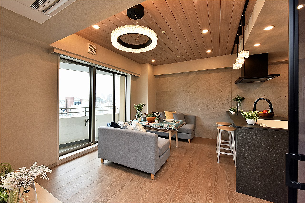 LD部分には寒い季節も足元から暖かく、快適な室温を保ってくれる床暖房が設置されています。エアコンの風が苦手な方にもうれしい設備です。