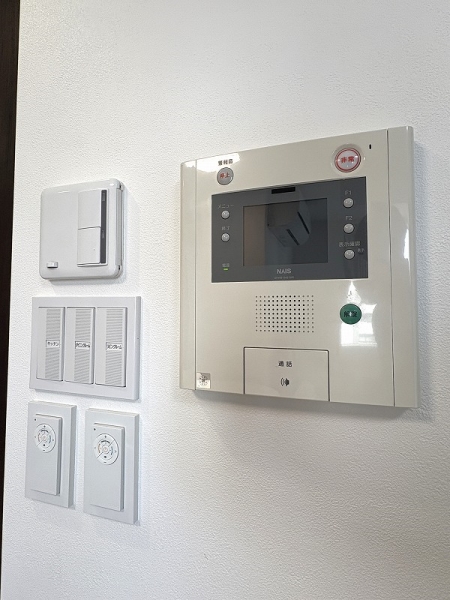 モニター付きインターホン