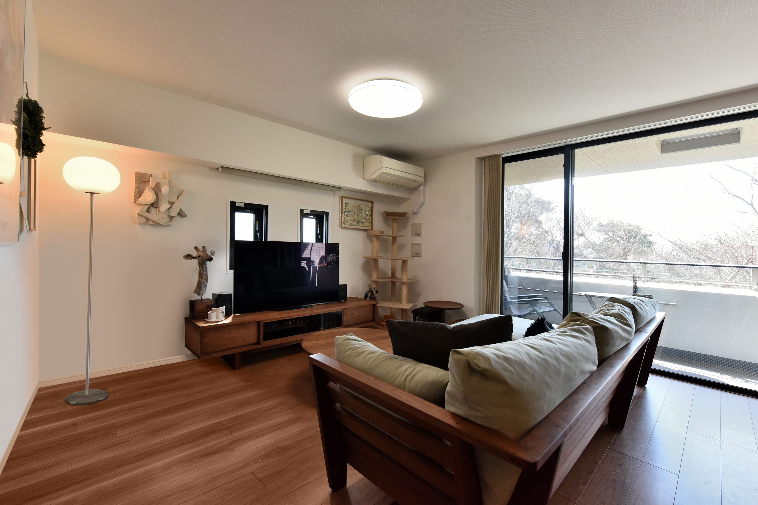 ※掲載の室内写真は実際の室内写真（2026年2月撮影）および間取り図をもとにCG加工処理で作成したものです。実際の室内には傷や汚れ等がある場合がございます。