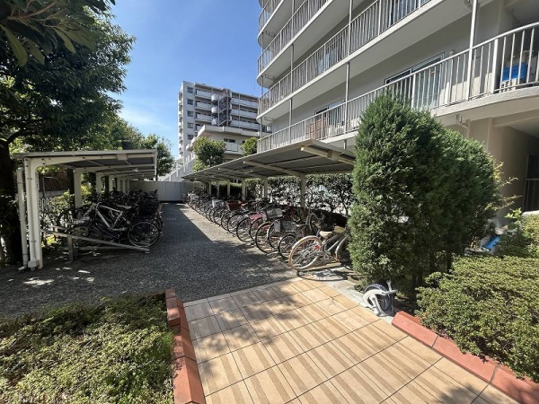 駐輪場（2026年4月撮影）