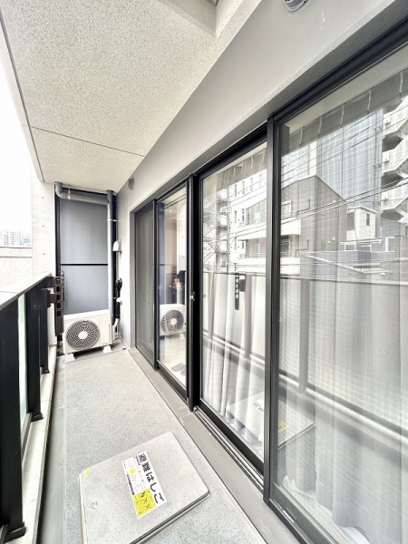 北東向き約6.90㎡のバルコニー