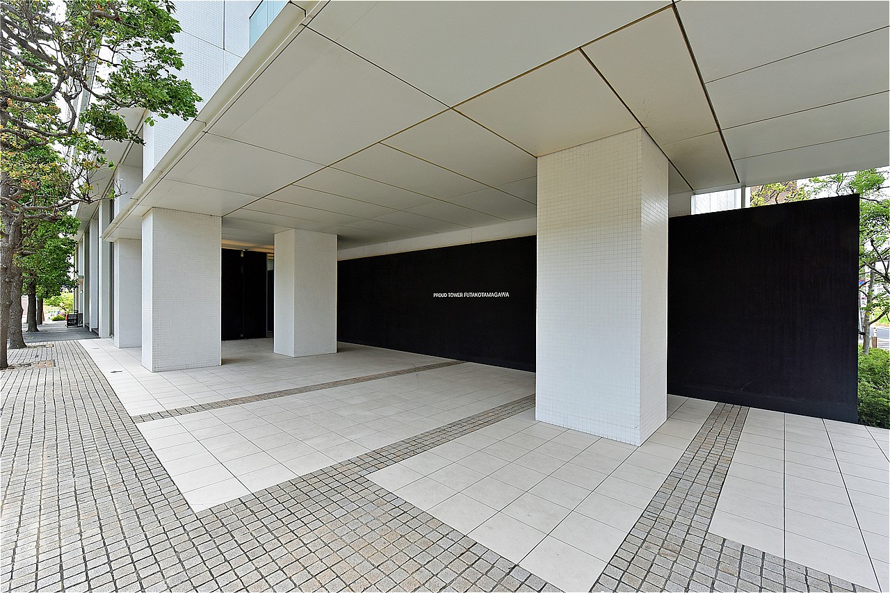 東急田園都市線・東急大井町線「二子玉川」駅まで徒歩2分をはじめ、複数沿線・駅が利用可能。毎日の通勤・通学や休日のお出かけにも便利な立地です。