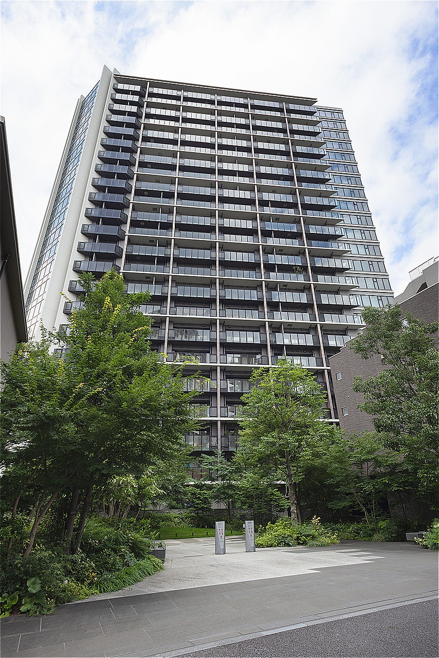2019年3月築、住友不動産(株)旧分譲タワーレジデンス。JR山手線「恵比寿」駅まで徒歩7分など、複数沿線利用可能。毎日の通勤・通学や休日のお出かけに便利な立地です。