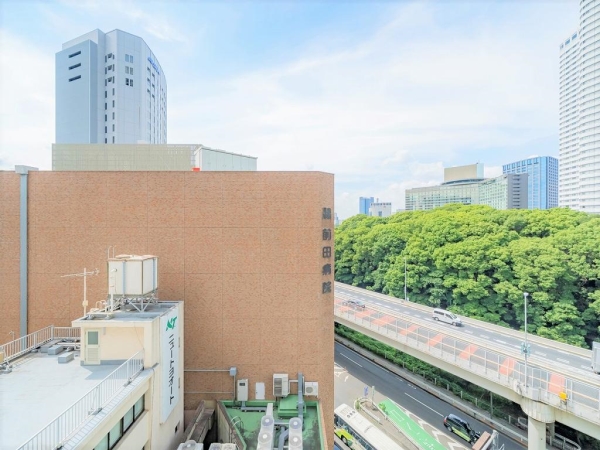 都心ながら緑を感じられる眺望