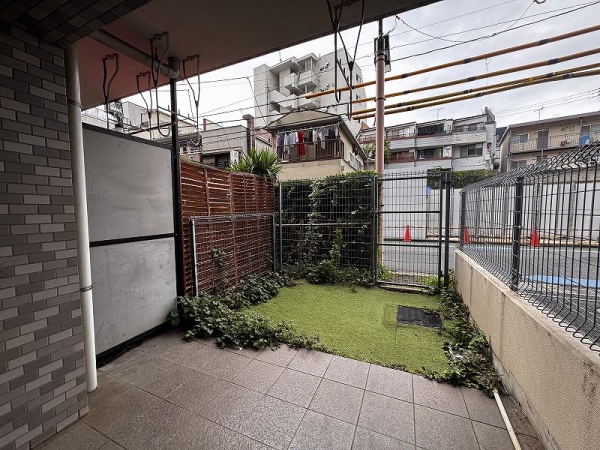 戸建ライクな専用庭付き