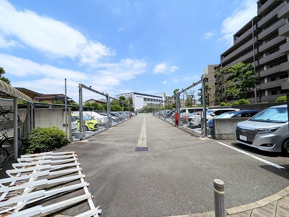 敷地内駐車場（機械式）