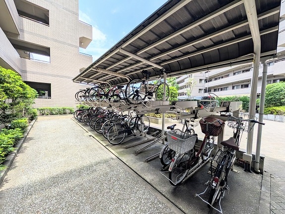 敷地内駐輪場（一部）