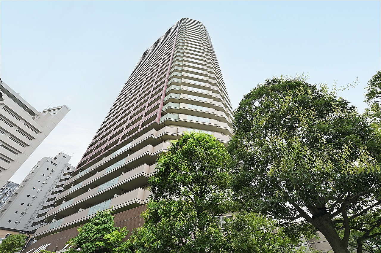 2002年9月築、大切なペットと暮らせるマンションです(細則有り)。これからペットを飼うことを検討中の方にもおすすめです。