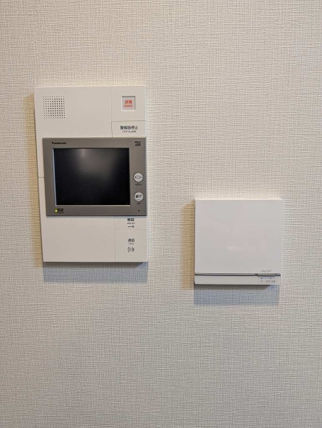 テレビインターホン、床暖房のリモコン