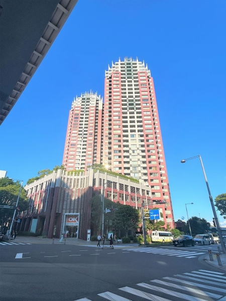 1階部分には便利なスーパーがございます