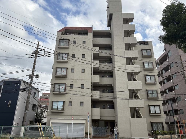 マンション外観（2026年10月撮影）