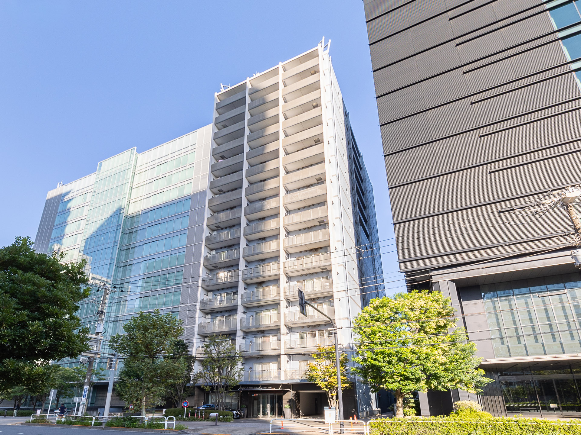 【外観】りんかい線「品川シーサイド」駅　徒歩2分。通勤・通学やお出かけにも便利な立地に佇むマン・・・
