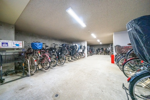 自転車置場使用料年額1200円から2400円