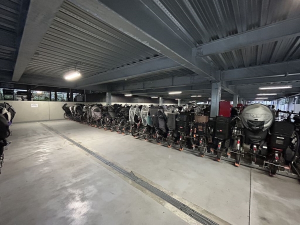 雨が凌げる屋根付き駐輪場