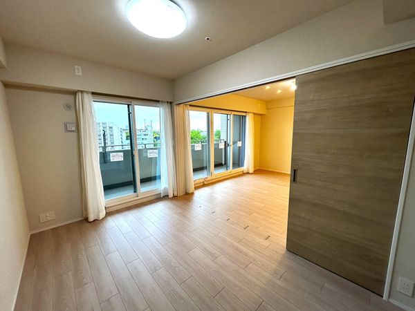 西側洋室約6.0帖・LD